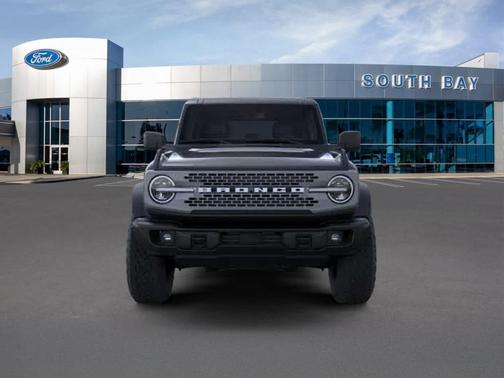 Shadow Black 2026 Ford Bronco Badlands