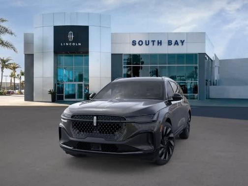 Infinite Black Metallic 2026 Lincoln Nautilus Reserve