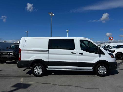 2024 Ford Transit-250 