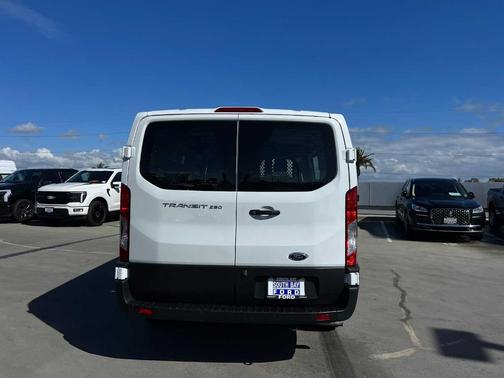 2024 Ford Transit-250 