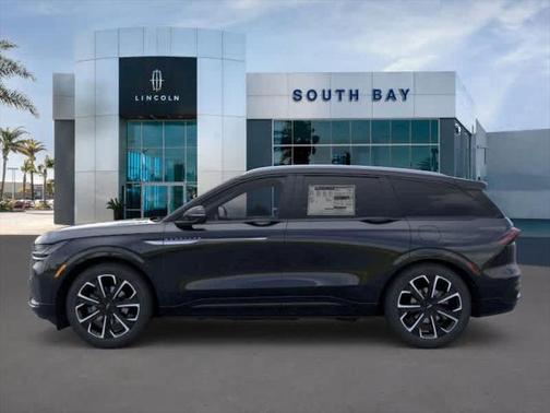 2025 Lincoln Nautilus Reserve