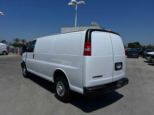 2022 Chevrolet Express 2500 Work Van