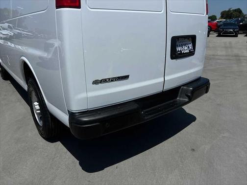 2022 Chevrolet Express 2500 Work Van