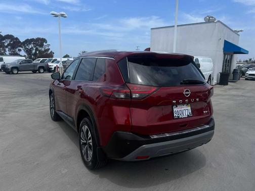 2022 Nissan Rogue SV