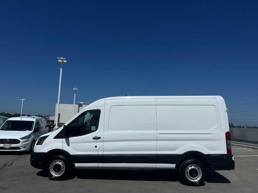 2020 Ford Transit-150 