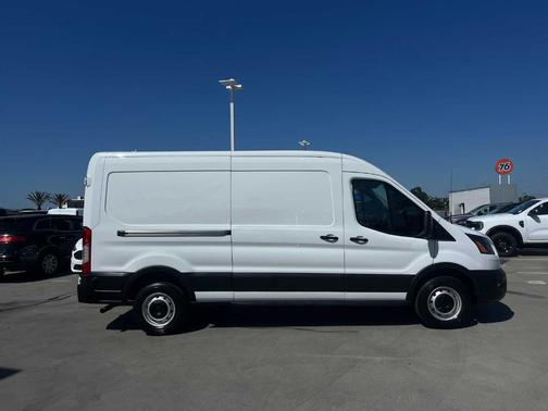 2020 Ford Transit-150 