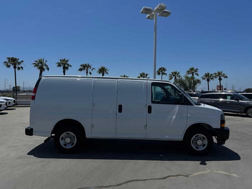 2020 Chevrolet Express 2500 Work Van