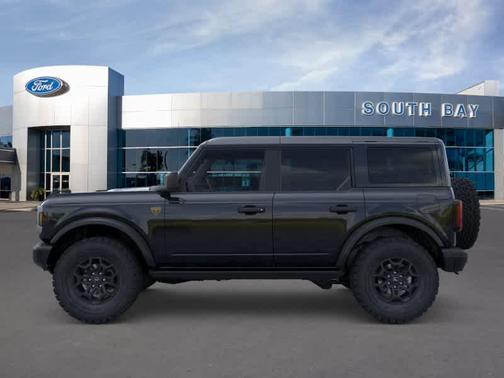 Shadow Black 2026 Ford Bronco Badlands