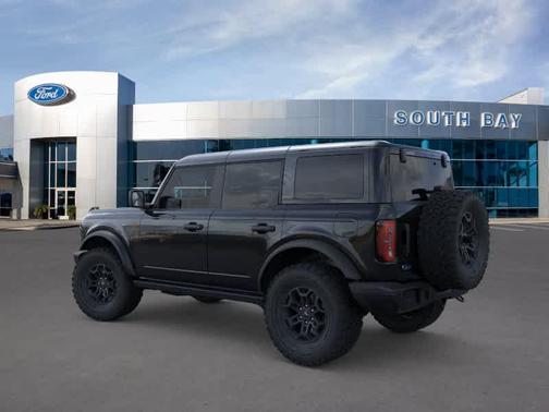 Shadow Black 2026 Ford Bronco Badlands