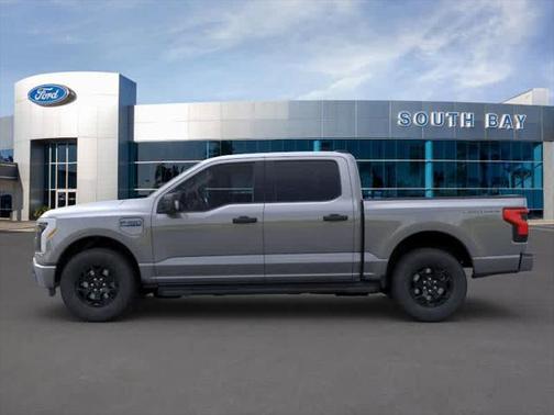 2025 Ford F-150 Lightning XLT