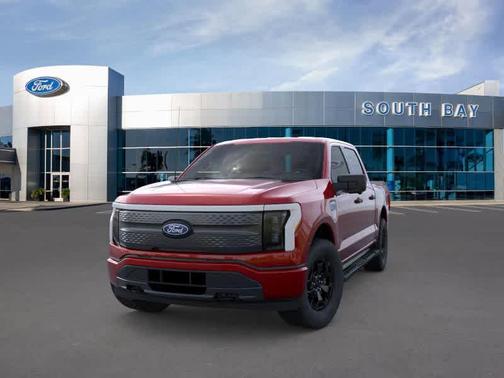 2025 Ford F-150 Lightning XLT