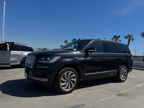 Starlight 2024 Lincoln Navigator Reserve