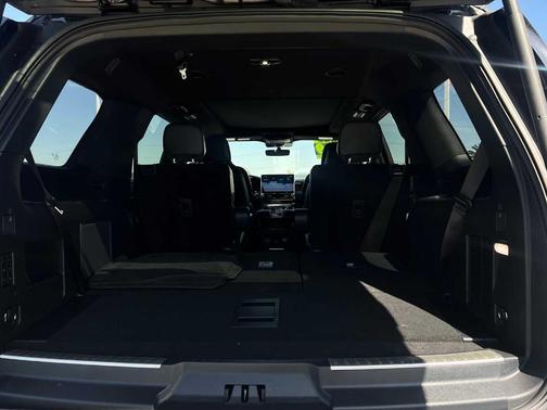 Starlight 2024 Lincoln Navigator Reserve