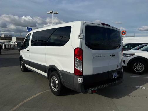 2018 Ford Transit-150 XL