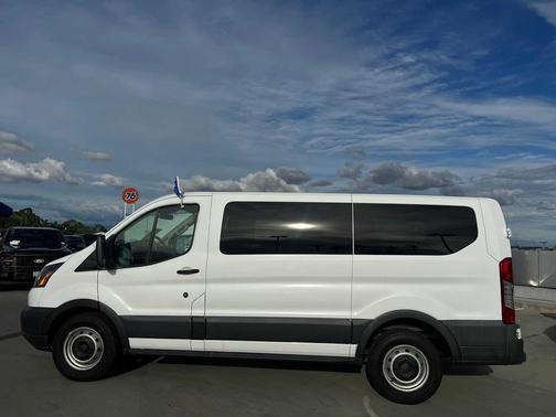 2018 Ford Transit-150 XL