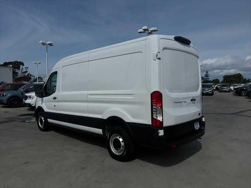 2023 Ford Transit-250