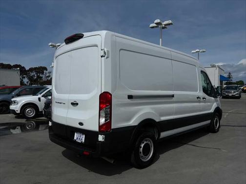 2023 Ford Transit-250