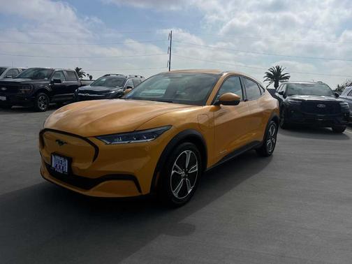 2022 Ford Mustang Mach-E Select