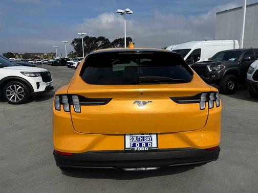 2022 Ford Mustang Mach-E Select