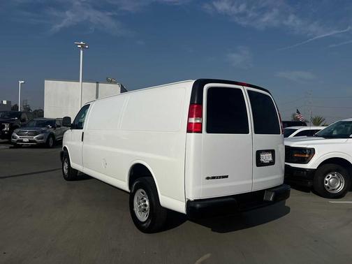 2022 Chevrolet Express 2500 Work Van