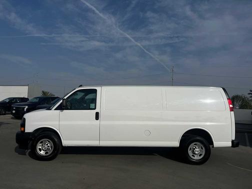 2022 Chevrolet Express 2500 Work Van