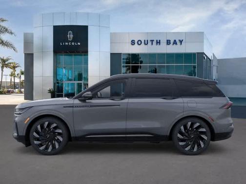 Gray Metallic 2024 Lincoln Nautilus Reserve