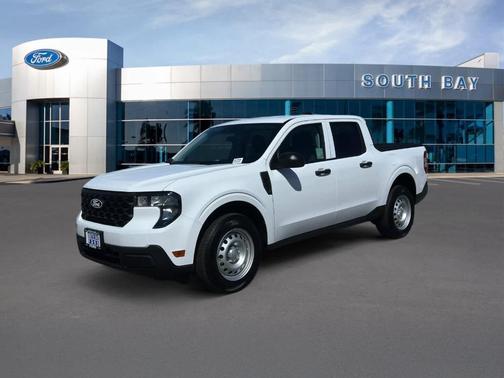 Oxford White 2025 Ford Maverick XL