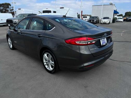 2018 Ford Fusion Hybrid S