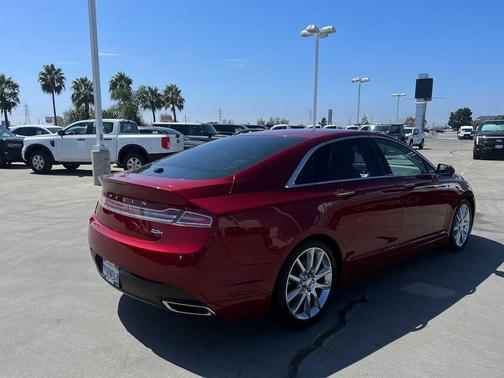 2015 Lincoln MKZ Hybrid Base