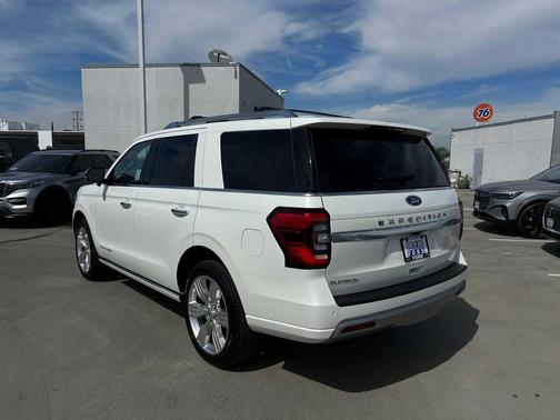 2023 Ford Expedition Platinum