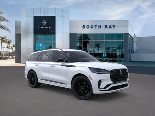 Pristine White 2026 Lincoln Aviator Reserve AWD