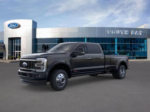 2026 Ford F-450 Platinum