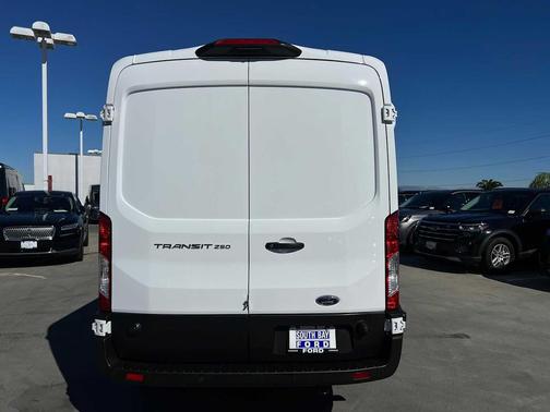 2024 Ford Transit-250 148 WB Medium Roof Cargo