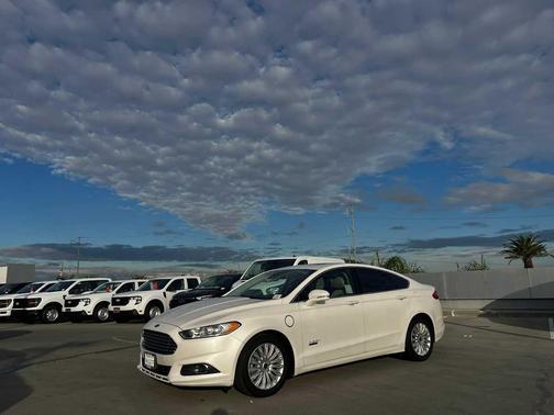 2014 Ford Fusion Energi SE Luxury