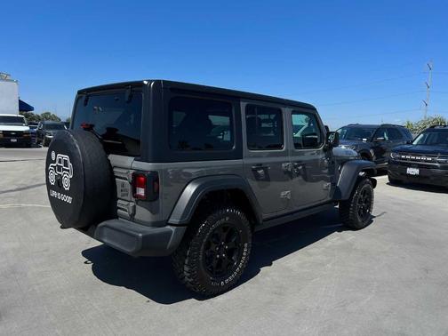 2021 Jeep Wrangler Unlimited Sport