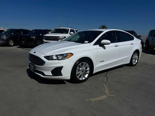 2019 Ford Fusion Hybrid SE