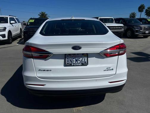 2019 Ford Fusion Hybrid SE