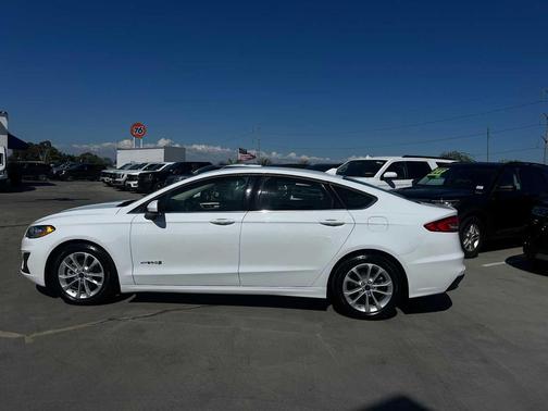 2019 Ford Fusion Hybrid SE