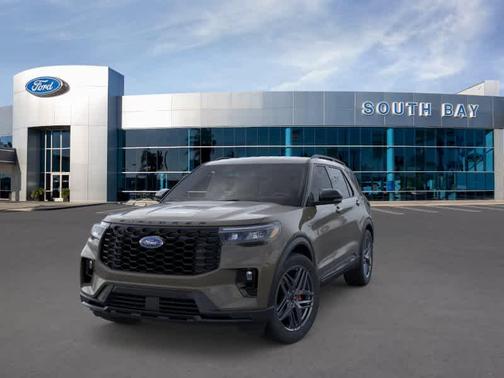 Gray 2026 Ford Explorer ST-Line