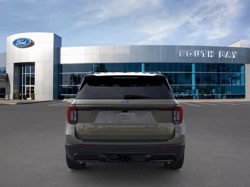 Gray 2026 Ford Explorer ST-Line