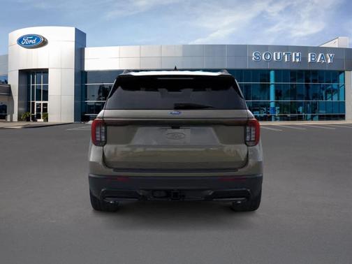 Gray 2026 Ford Explorer ST-Line
