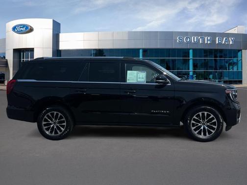 Agate Black Metallic 2025 Ford Expedition Max Platinum