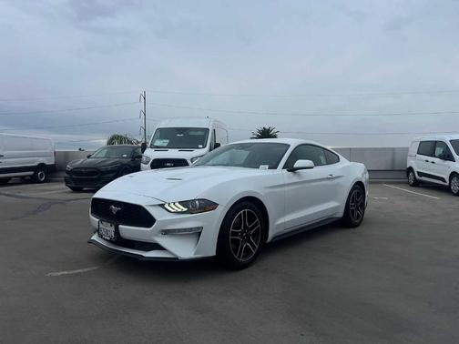 2021 Ford Mustang EcoBoost