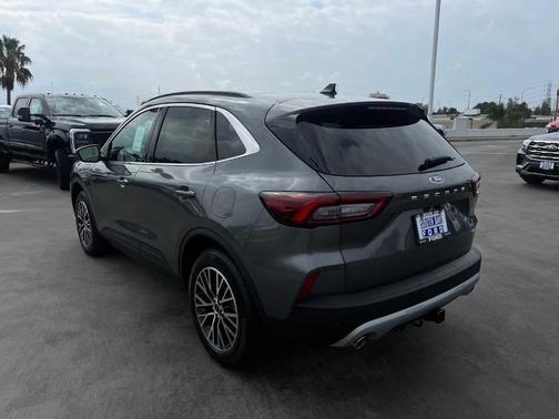 2025 Ford Escape PHEV