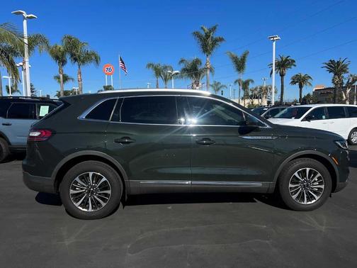 2023 Lincoln Nautilus Standard