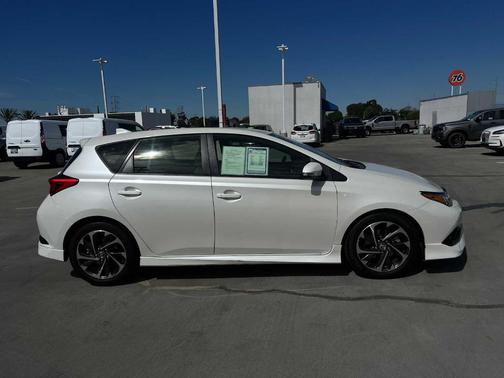 2017 Toyota Corolla iM Base