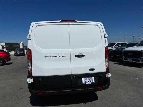2025 Ford Transit-350