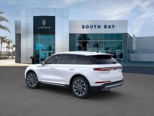 2025 Lincoln Corsair Premiere
