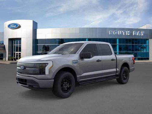 2025 Ford F-150 Lightning XLT