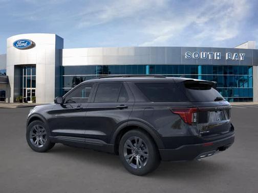 Agate Black Metallic 2026 Ford Explorer Active